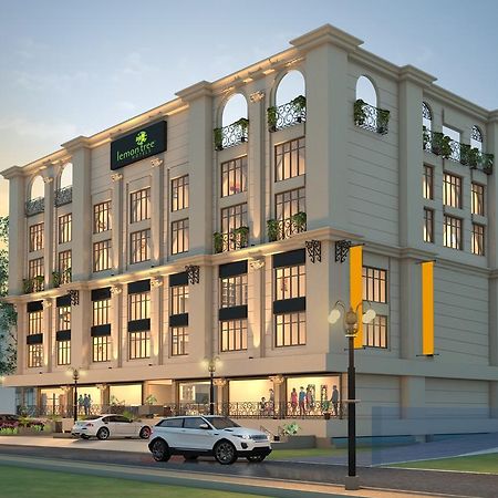 Lemon Tree Hotel Siliguri Extérieur photo