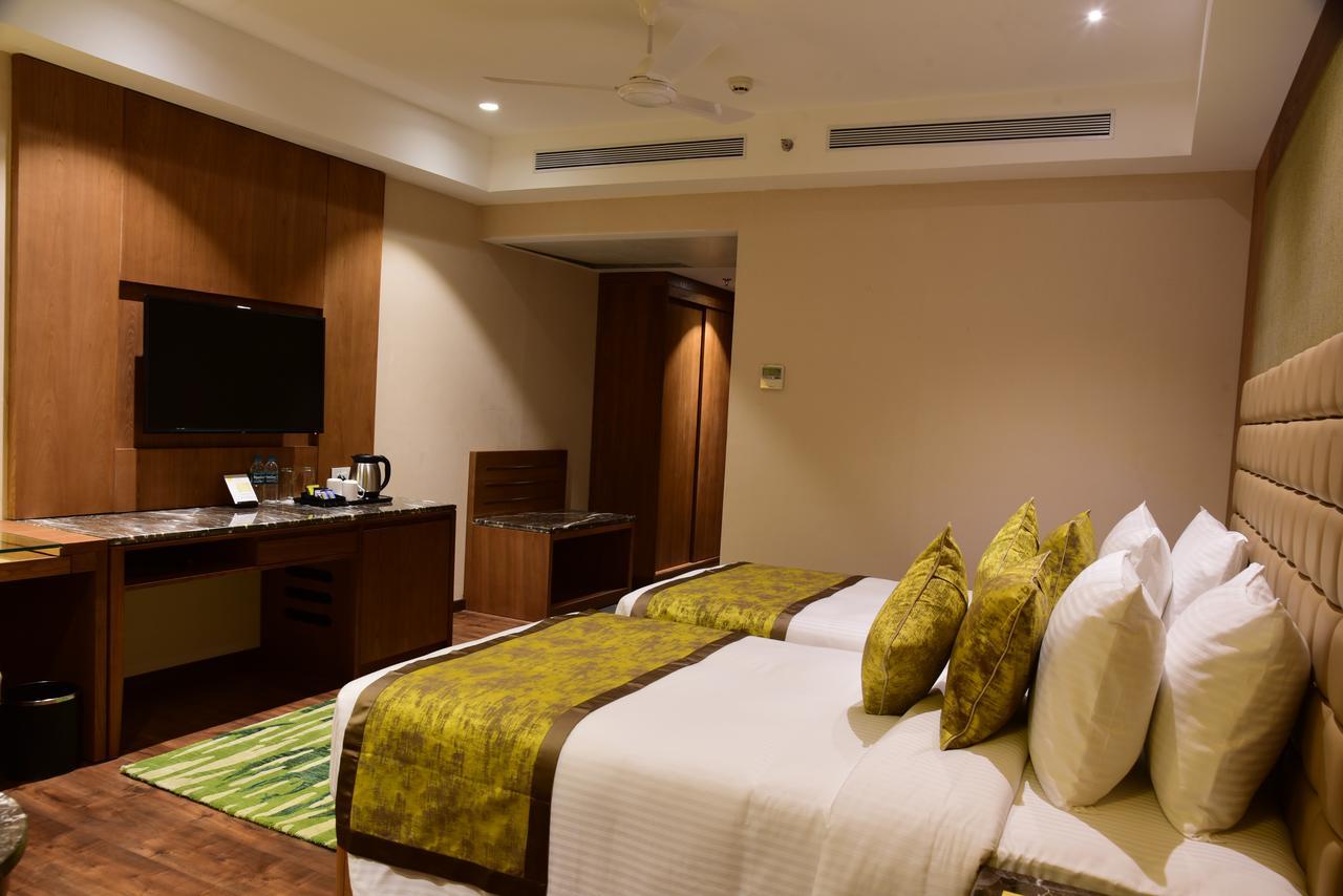 Lemon Tree Hotel Siliguri Extérieur photo